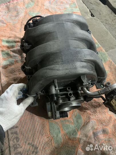 Дросильная заслонка с колектором М112 2.4