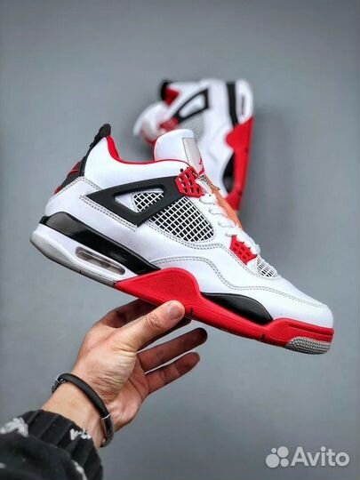 Air Jordan 4 Retro OG Fire Red 2020