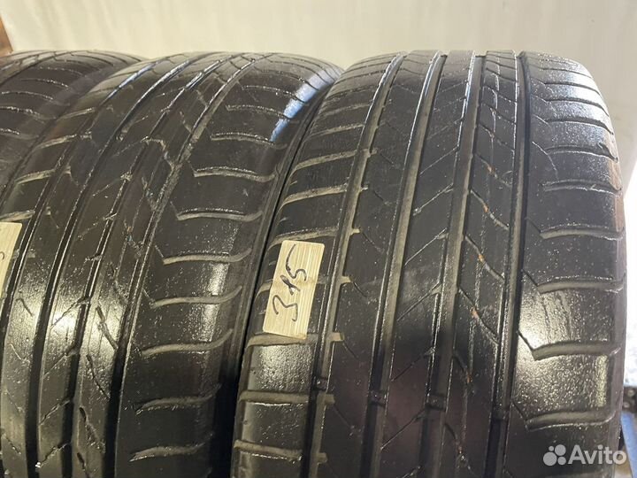 Goodyear EfficientGrip 215/50 R17