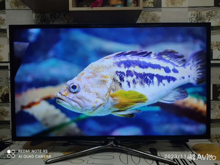 Телевизор Samsung 40 дюймов смарт тв, 3 д