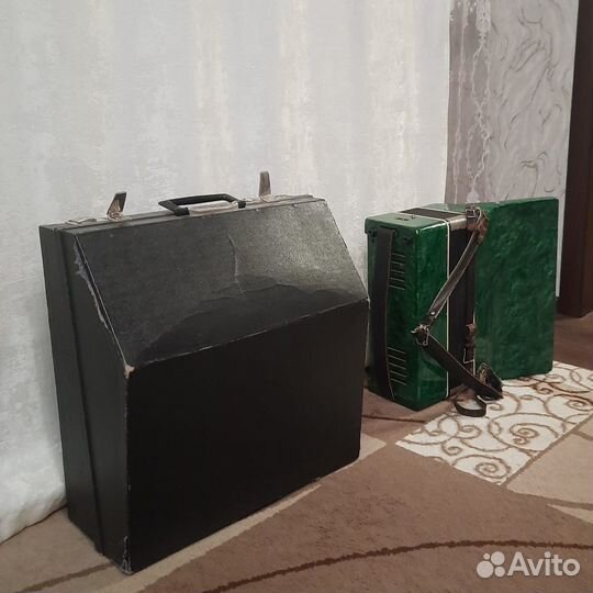 Продам аккордеон