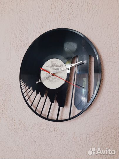 Часы настенные