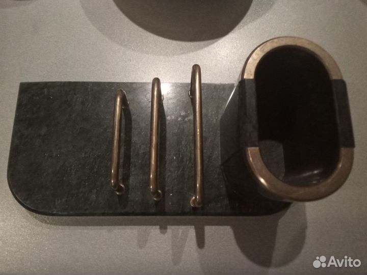 Подставка для бумаг/ручек настольная