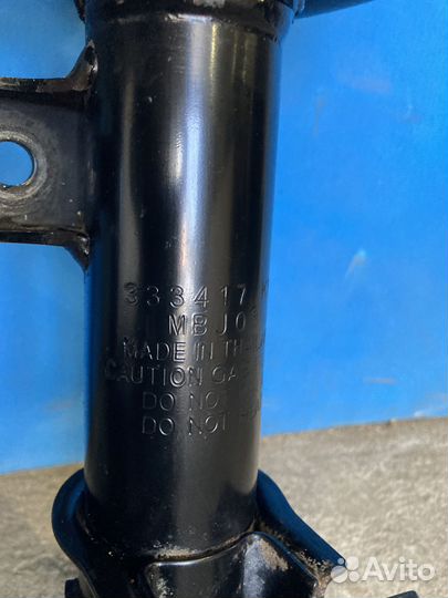 Сойки передние KYB Chevrolet Aveo T250 Разбор