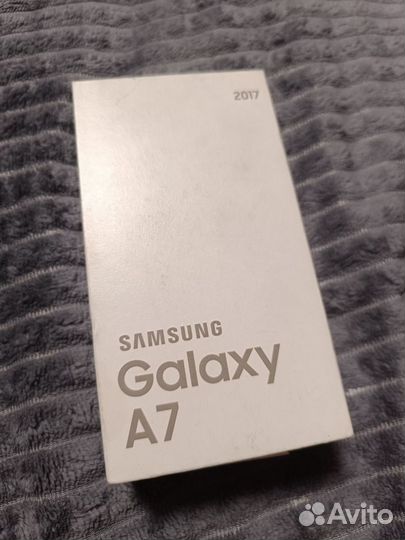 Samsung Galaxy A7 (2017) SM-A720F/DS, 3/32 ГБ