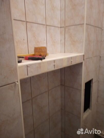 Кладу кафель