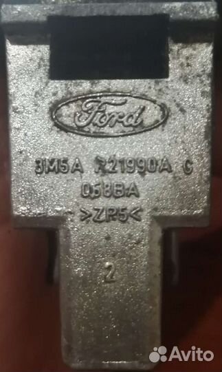 Вставка замка двери пер. лев. Ford Focus (III)