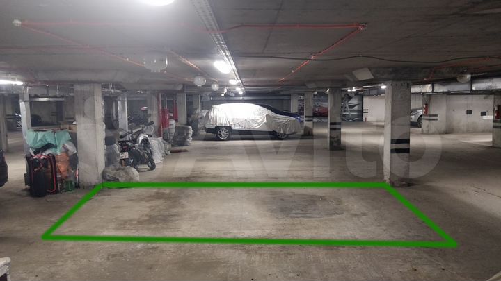 Машиноместо, 12 м²
