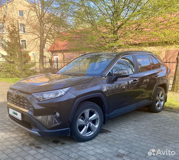 Toyota RAV4 2.0 CVT, 2020, 45 000 км