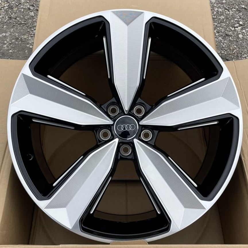 Литые диски Audi 9×R20 5×112