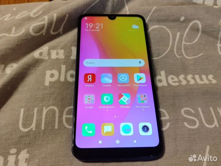 Xiaomi Redmi 7, 3/32 ГБ