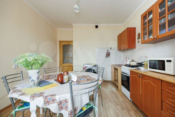 2-к. квартира, 68 м², 11/12 эт.