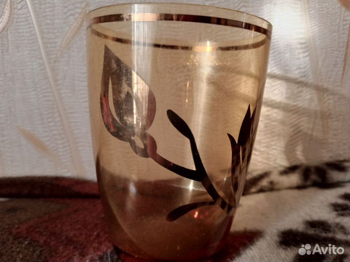 Кувшин со стаканами