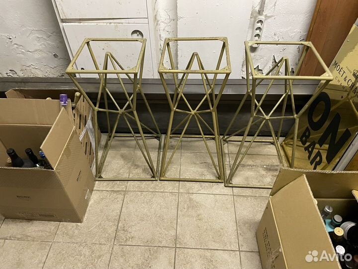 Стойка подставка железная декор