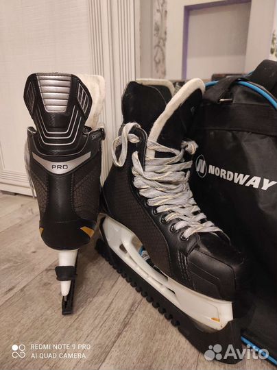 Хоккейные коньки bauer 44 размер