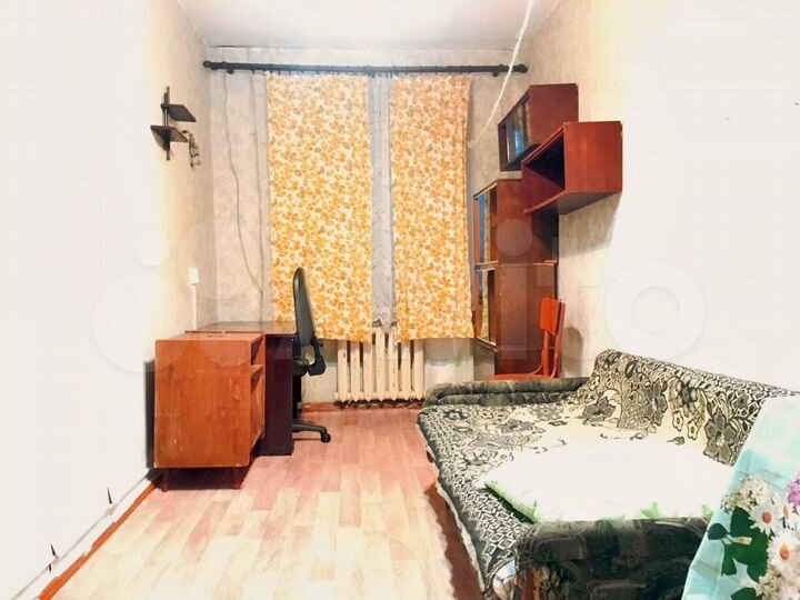 Комната 14 м² в 5-к., 3/3 эт.