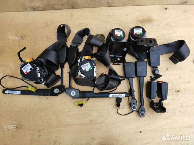 Преднатяжители ремни безопасности на Opel Astra J