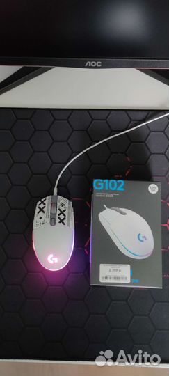 Мышь Logitech G102 lightsync белая с грипсами