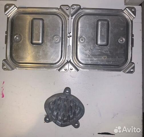 Блок розжига фары Led Renault Nissan 260558608R