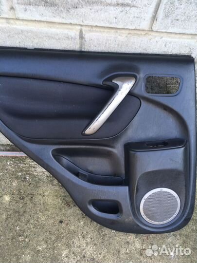 Toyota rav 4 2004 обшивка задняя левая