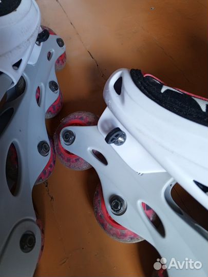 Выдвижные роликовые коньки с защитой, размер 39-42