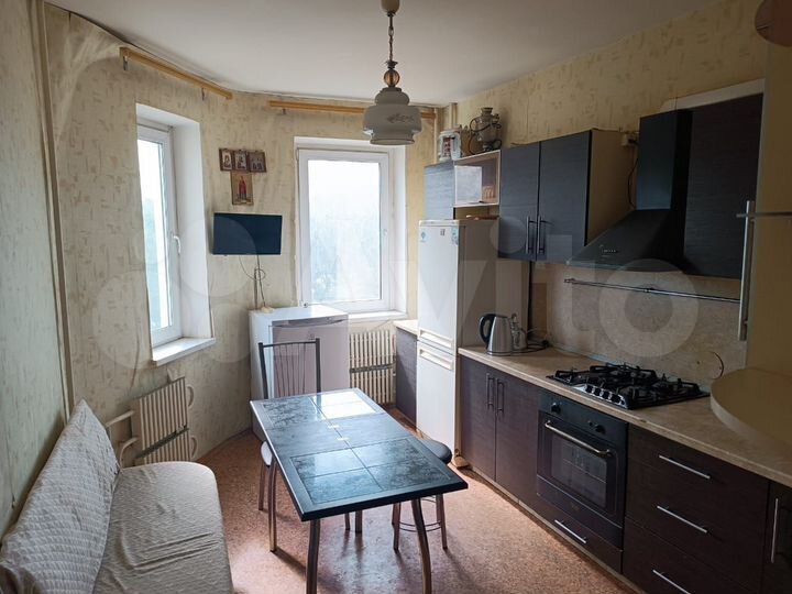 2-к. квартира, 60 м², 3/10 эт.