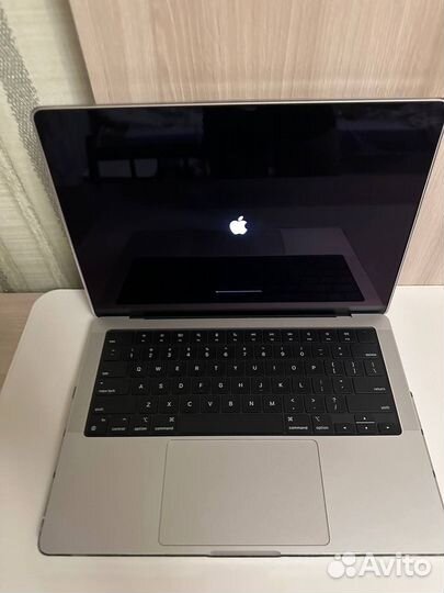 Apple Macbook pro 14 m3 8/512 Silver