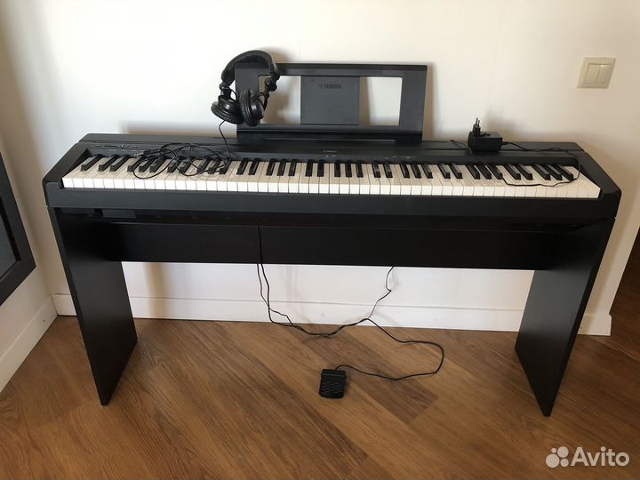 Цифровое пианино Yamaha PA-150+подставка+наушники