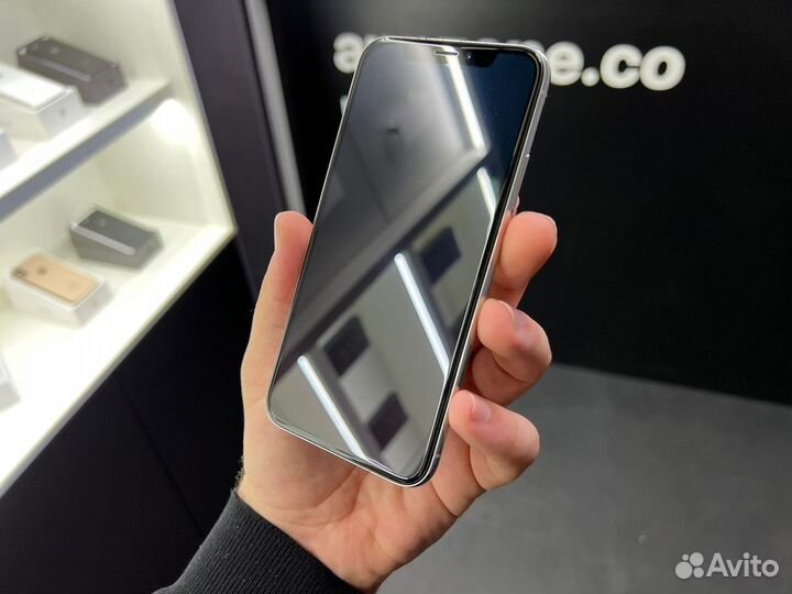 iPhone X, 64 ГБ