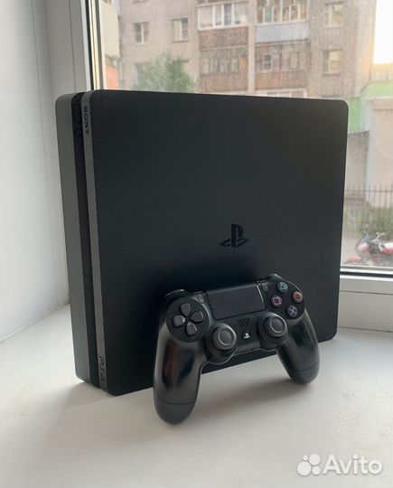Somy Playstation 4 slim+игры