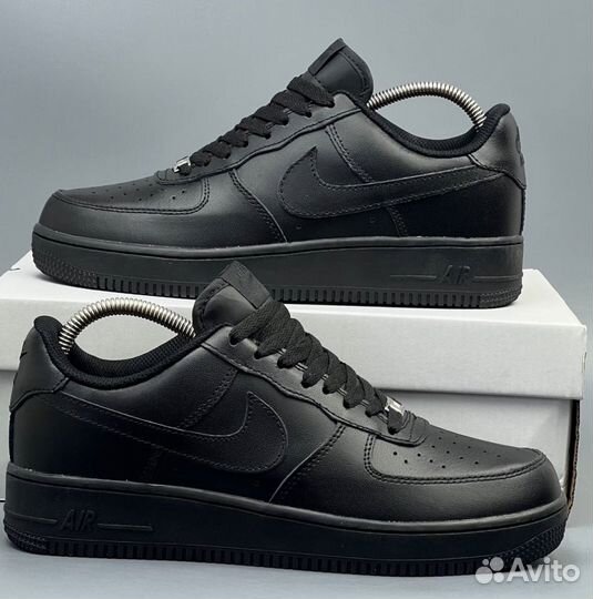 Черные Nike Air Force 1