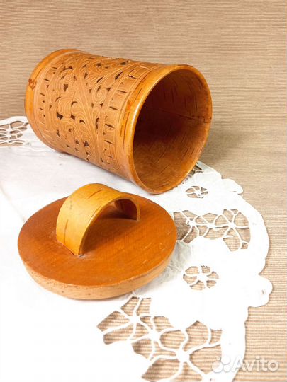 Посуда из дерева ручной работы. Туесок