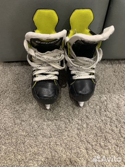 Коньки хоккейные детские 28 размер