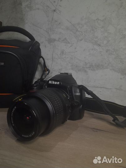Nikon d3000