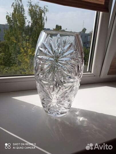 Ваза хрустальная