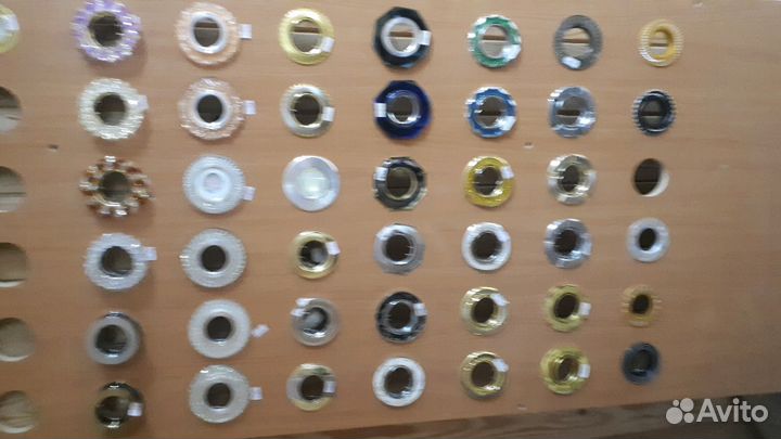 Светильник точечный