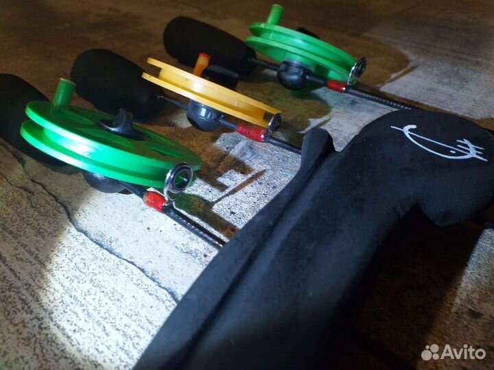 Удочка (зимняя) ручной работы (блесна, балансир, м