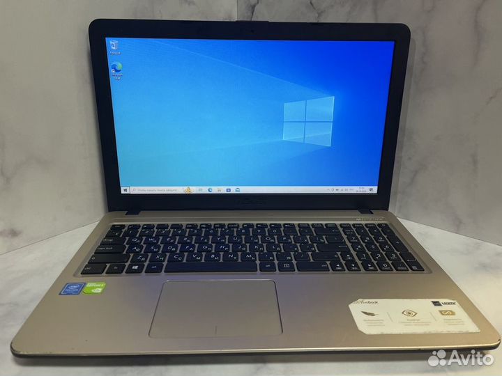 Ноутбук Asus