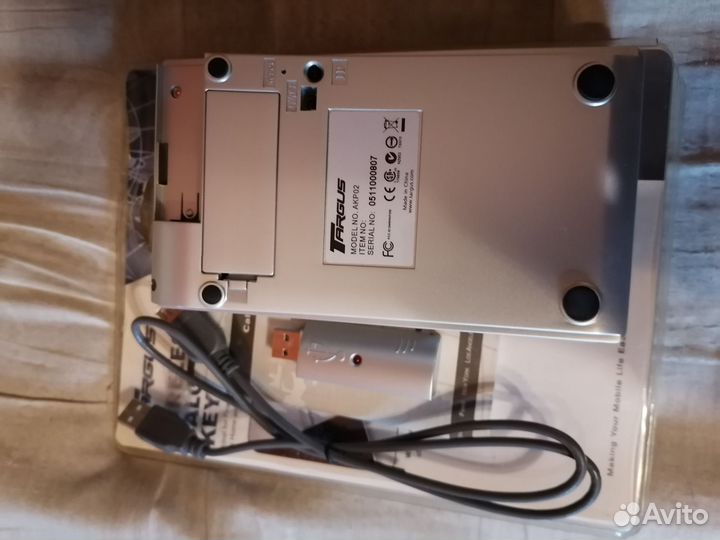 Цифровая клавиатура беспроводная для ноутбука