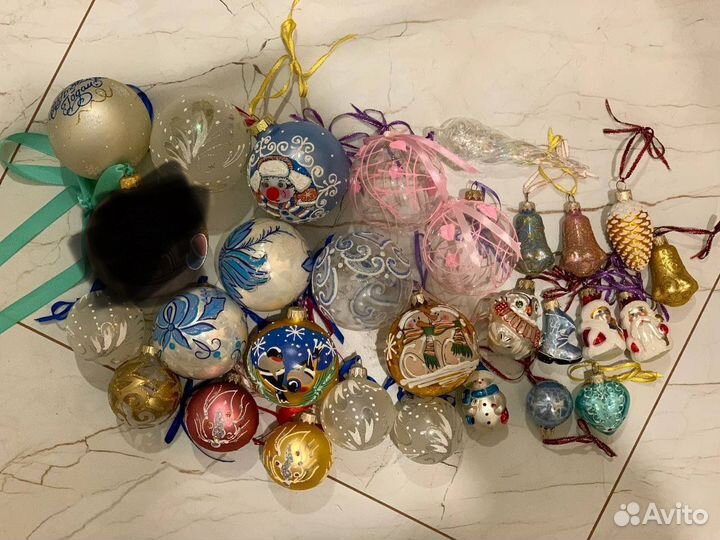 Елочные игрушки из стекла