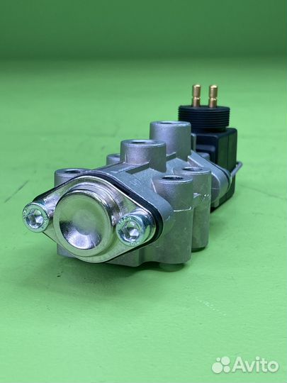 Электромагнитный клапан управление кпп \Scania 124