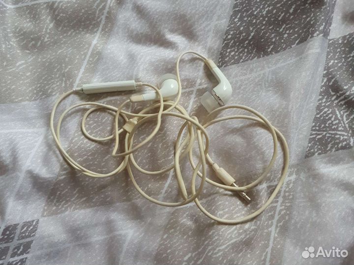 Наушники Самсунг