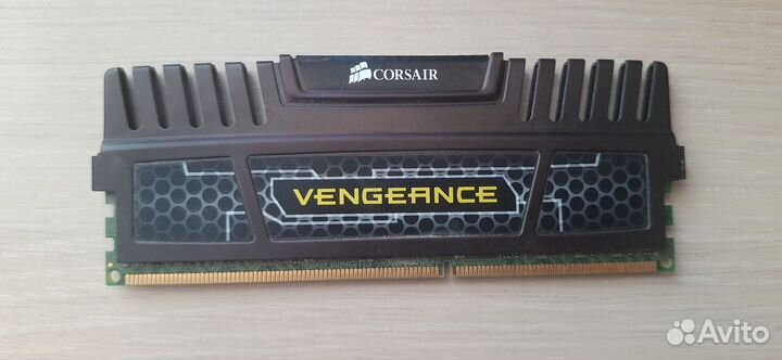 Оперативная память corsair vengeance ddr3 4gb