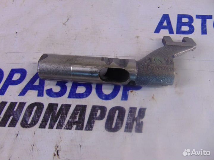 Вилка включения передачи для Opel Zafira B 2 2005