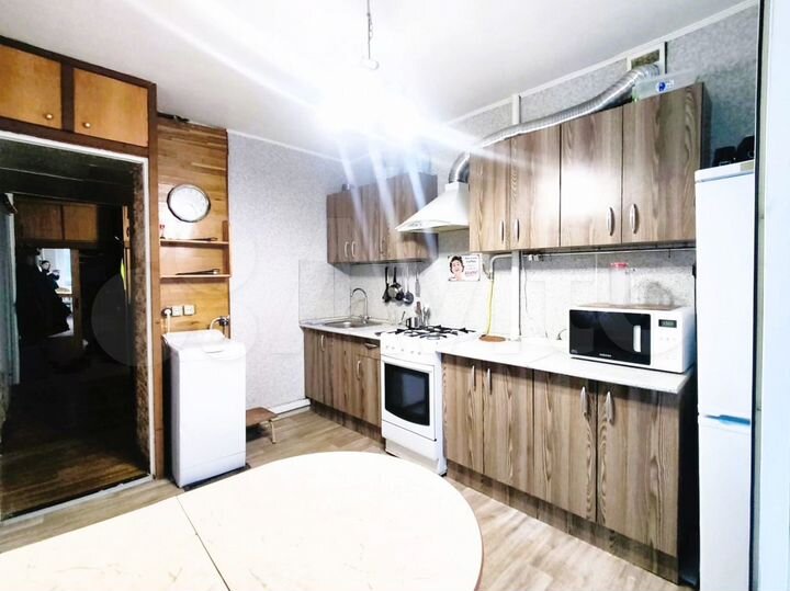 3-к. квартира, 63 м², 3/12 эт.