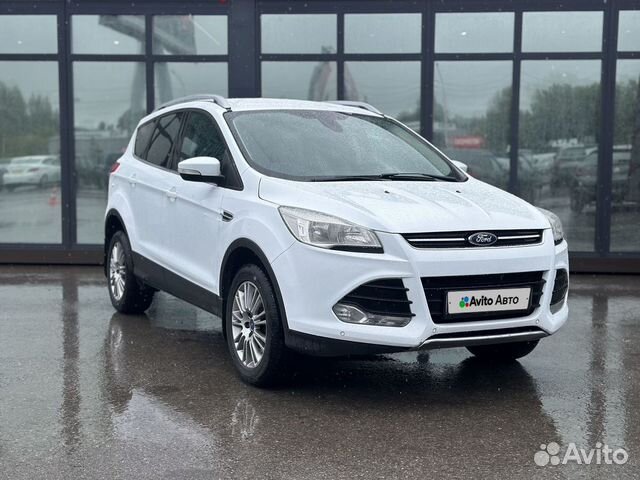 Ford Kuga 1.6 AT, 2014, 121 400 км с пробегом, цена 1549000 руб.