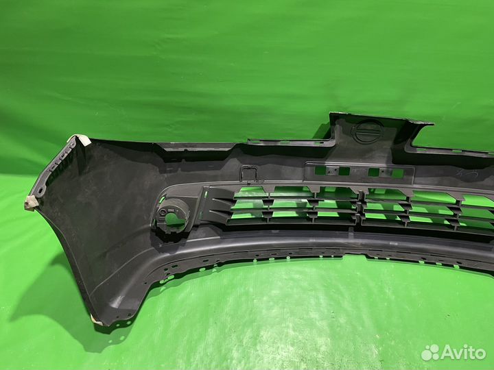 Бампер передний Nissan Tiida 2004-2007