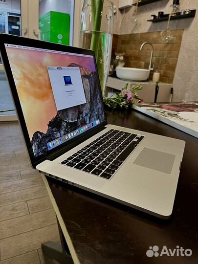 Apple MacBook Pro 15 retina