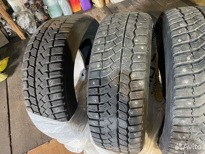 Viatti Brina Nordico V-522 205/55 R16 59D