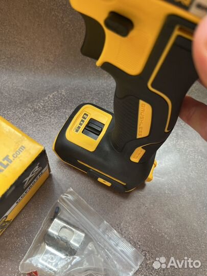 Импакт dewalt DCF887